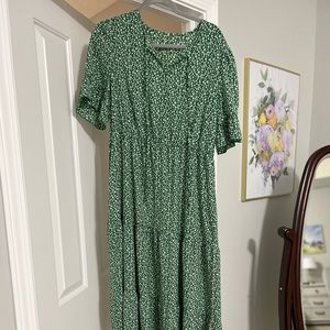 Flutter sleeve XL Summer Dress